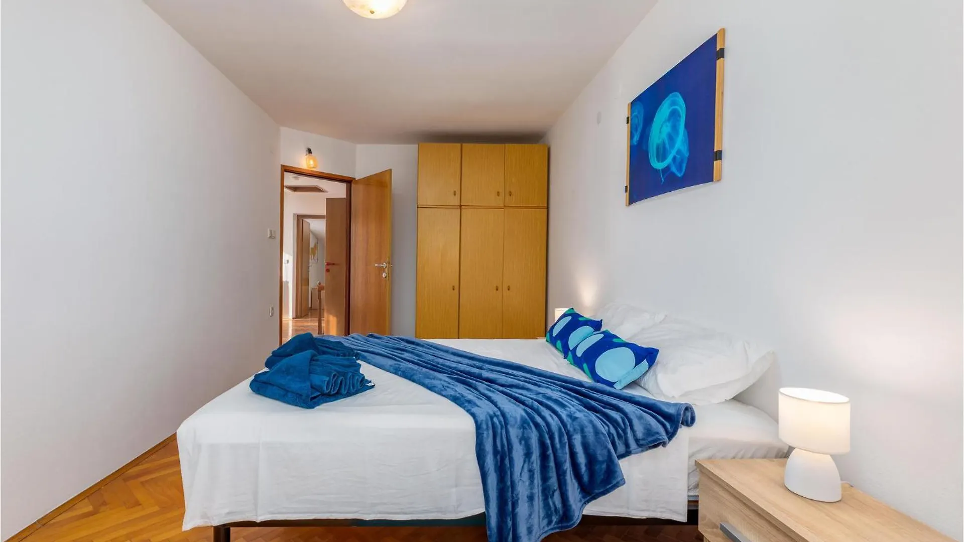 Beautiful Home In Muntic With Wifi Holiday home